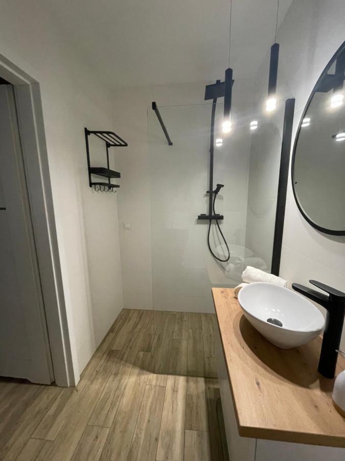 Apartament Jantar Buitenkant foto